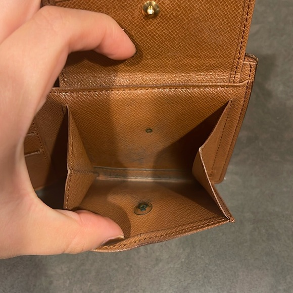 Louis Vuitton Monogram Mens Bifold Wallet - Picture 10 of 11